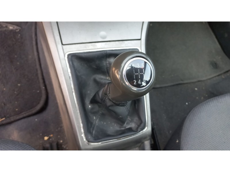 opel astra h berlina del año 2006