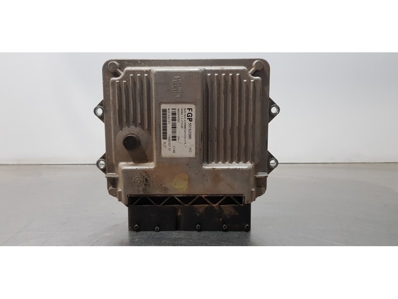 Recambio de centralita motor uce para suzuki ignis rm (mh) básico referencia OEM IAM 3392086GP1 55192095  Recambio de centralita motor uce para suzuki ignis rm (mh) básico referencia OEM IAM 3392086GP1 55192095