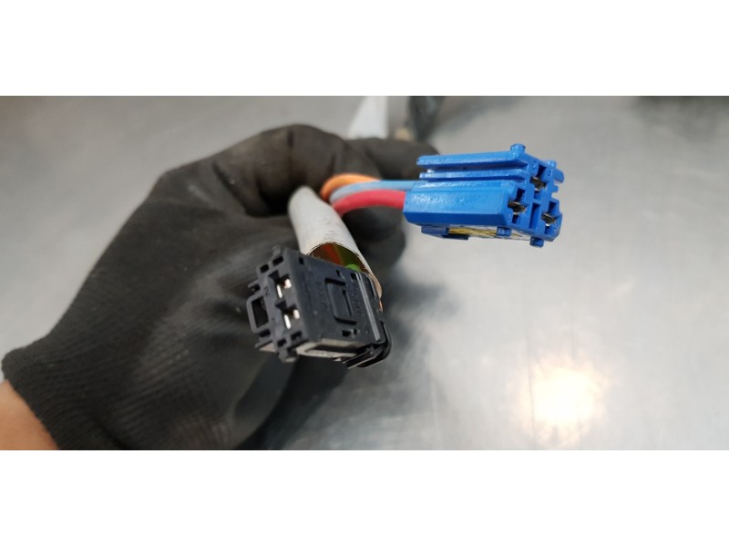 Recambio de antirrobo para peugeot partner (s2) totem referencia OEM IAM 4162CH   Recambio de antirrobo para peugeot partner (s2) totem referencia OEM IAM 4162CH