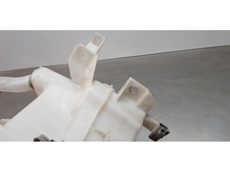 Recambio de deposito limpia para mazda 3 lim. () luxury referencia OEM IAM GHR167481 GHR167480 