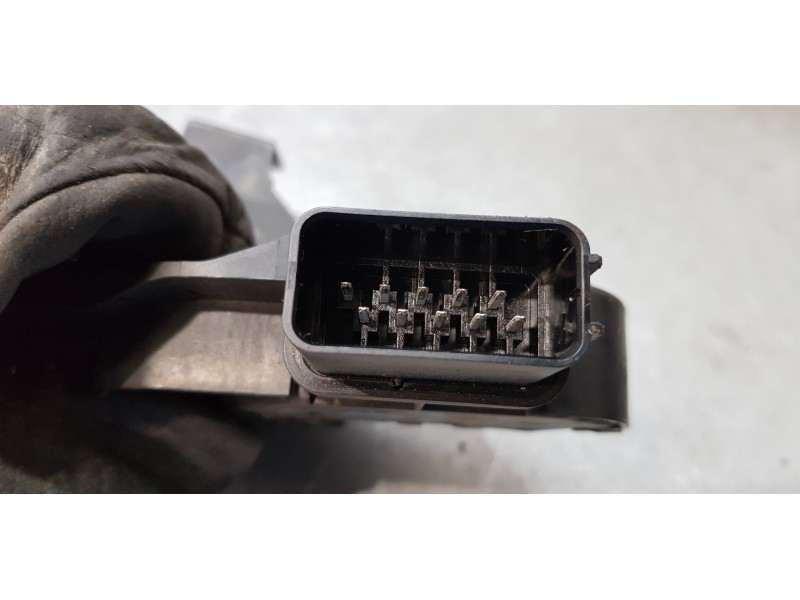 Recambio de cerradura puerta delantera izquierda para volvo c30 2.0 d kinetic referencia OEM IAM 30753682   Recambio de cerradura puerta delantera izquierda para volvo c30 2.0 d kinetic referencia OEM IAM 30753682