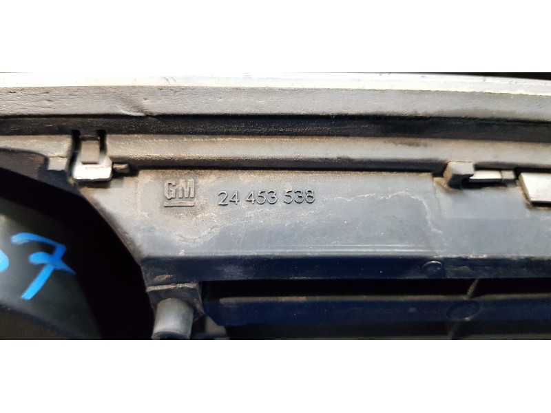 Recambio de rejilla delantera para opel zafira a elegance referencia OEM IAM 24453538   Recambio de rejilla delantera para opel zafira a elegance referencia OEM IAM 24453538