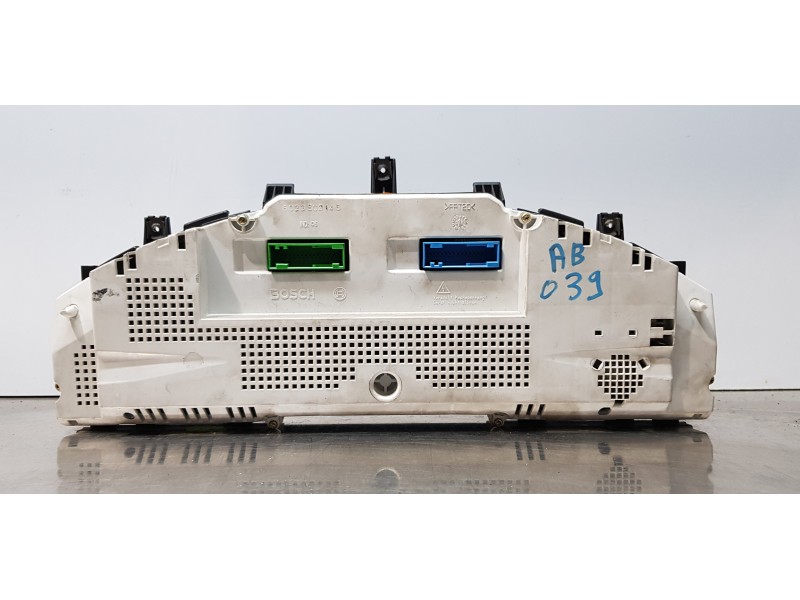 Recambio de cuadro instrumentos para volkswagen touareg (7la) tdi r5 referencia OEM IAM 7L6920870L   Recambio de cuadro instrumentos para volkswagen touareg (7la) tdi r5 referencia OEM IAM 7L6920870L