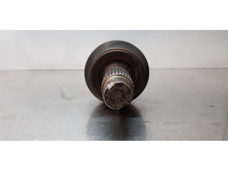 Recambio de transmision trasera izquierda para bmw x5 (e70) xdrive35d referencia OEM IAM 7564128  