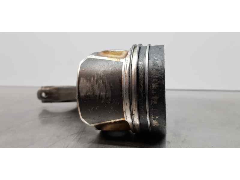 Recambio de piston para skoda octavia lim. (5e3) active referencia OEM IAM 4L107065D  