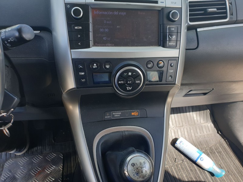 toyota verso del año 2013