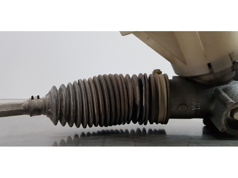 Recambio de cremallera direccion para renault scenic ii authentique referencia OEM IAM 8200324632  