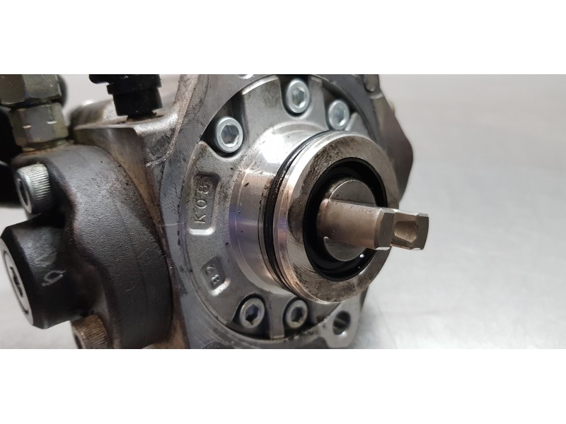 Recambio de bomba inyeccion para toyota avensis cross sport (t27) active referencia OEM IAM 221000R040 HU2940000710  Recambio de bomba inyeccion para toyota avensis cross sport (t27) active referencia OEM IAM 221000R040 HU2940000710