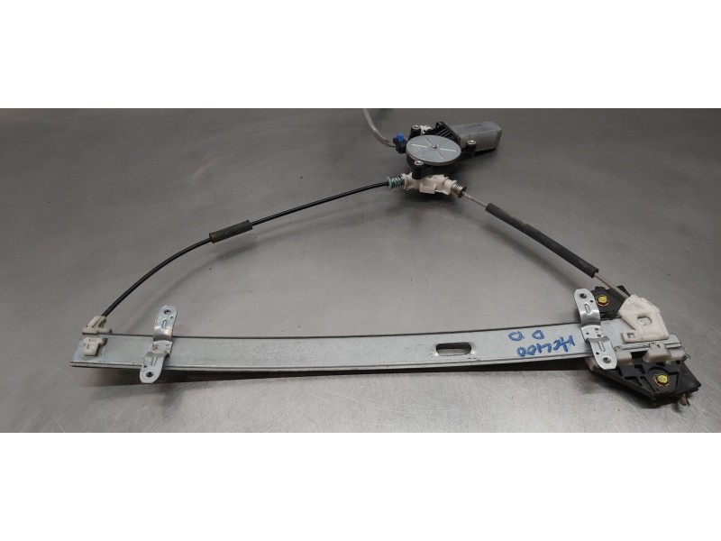 Recambio de elevalunas delantero derecho para honda cr-v (rd8) es referencia OEM IAM 72210S9AA02   Recambio de elevalunas delantero derecho para honda cr-v (rd8) es referencia OEM IAM 72210S9AA02