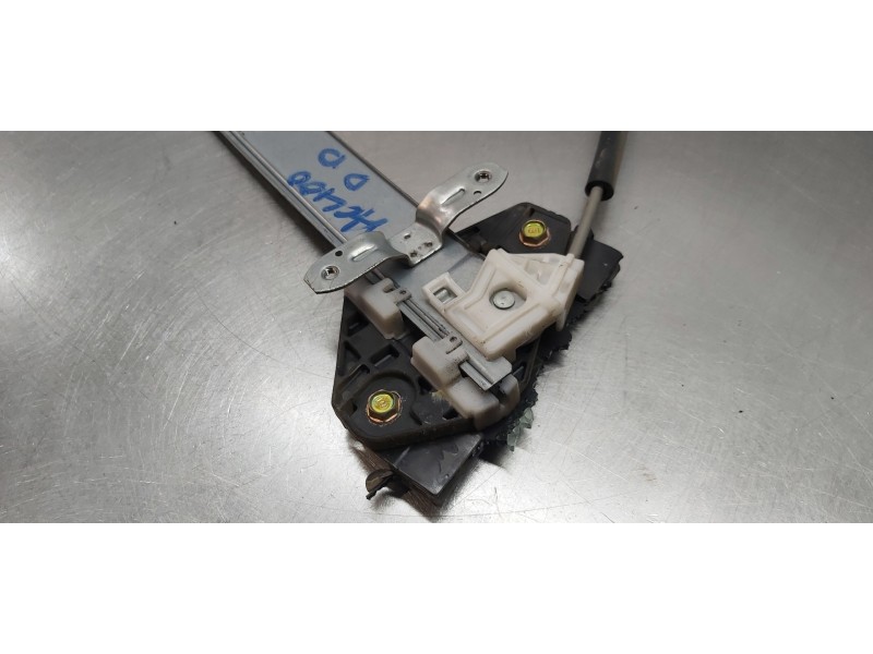 Recambio de elevalunas delantero derecho para honda cr-v (rd8) es referencia OEM IAM 72210S9AA02   Recambio de elevalunas delantero derecho para honda cr-v (rd8) es referencia OEM IAM 72210S9AA02