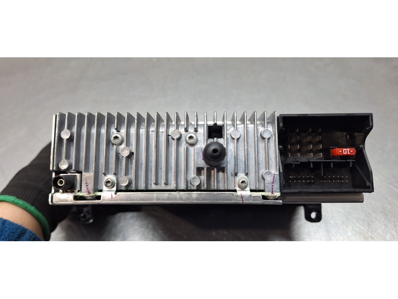 Recambio de sistema audio / radio cd para bmw serie 3 cabrio (e93) 320i referencia OEM IAM 65129141682   Recambio de sistema audio / radio cd para bmw serie 3 cabrio (e93) 320i referencia OEM IAM 65129141682