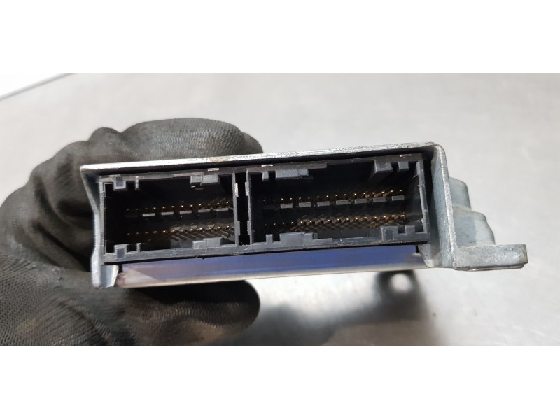 Recambio de centralita airbag para citroen c4 coupe vtr plus referencia OEM IAM 9658137980  