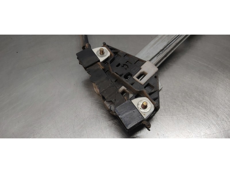 Recambio de elevalunas delantero derecho para honda cr-v (rd8) es referencia OEM IAM 72210S9AA02   Recambio de elevalunas delantero derecho para honda cr-v (rd8) es referencia OEM IAM 72210S9AA02