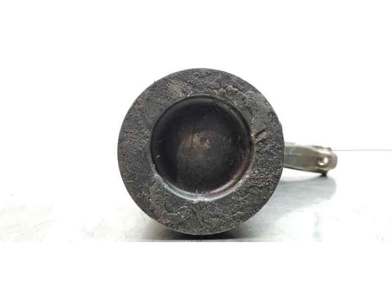 Recambio de piston para skoda octavia lim. (5e3) active referencia OEM IAM 4L107065D 4L105401A  Recambio de piston para skoda octavia lim. (5e3) active referencia OEM IAM 4L107065D 4L105401A