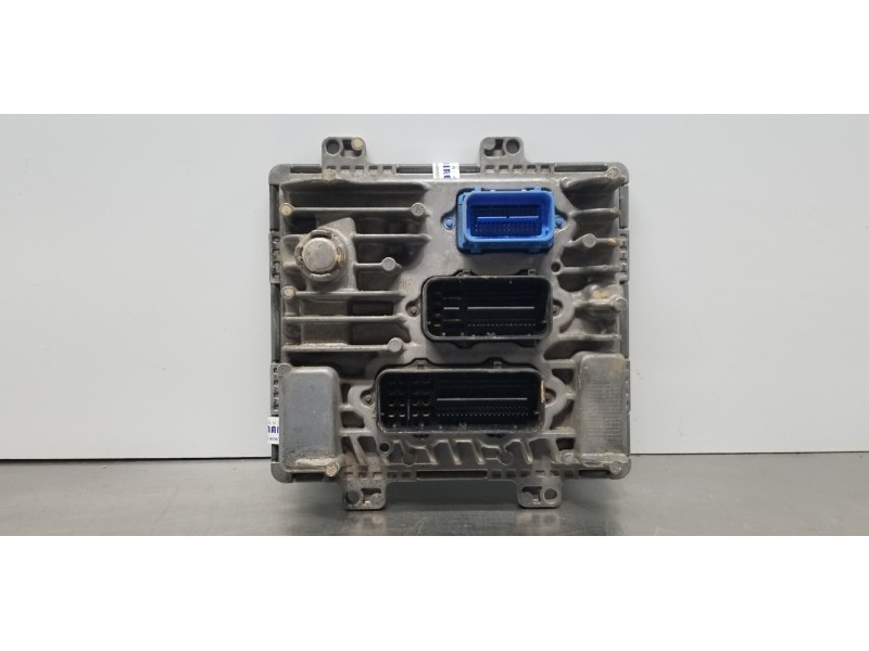 Recambio de centralita motor uce para opel astra k lim. 5türig business referencia OEM IAM 55493025  