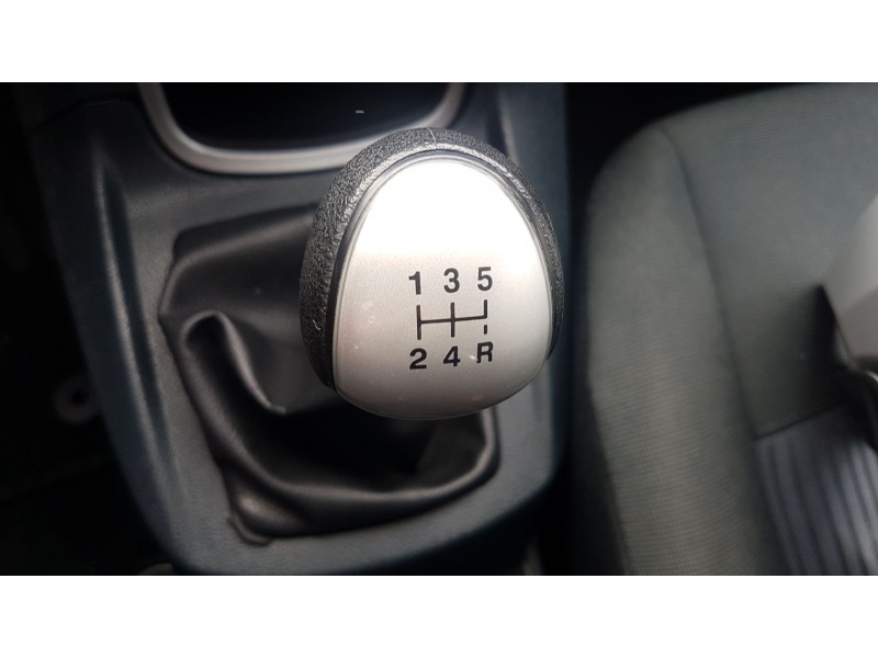 ford fiesta (cb1) del año 2010