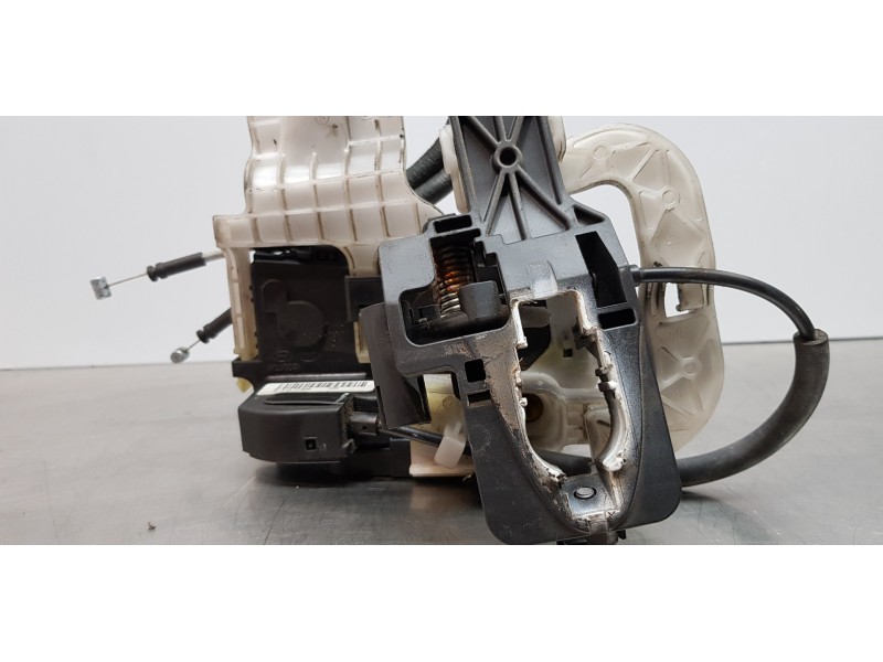Recambio de cerradura puerta delantera izquierda para hyundai ix35 classic 2wd referencia OEM IAM 813102Y000   Recambio de cerradura puerta delantera izquierda para hyundai ix35 classic 2wd referencia OEM IAM 813102Y000