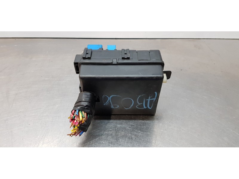 Recambio de caja reles / fusibles para kia picanto 1.0 lx referencia OEM IAM 9194007000   Recambio de caja reles / fusibles para kia picanto 1.0 lx referencia OEM IAM 9194007000
