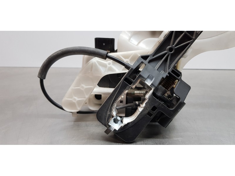Recambio de cerradura puerta trasera derecha para hyundai ix35 classic 2wd referencia OEM IAM 814202Y010   Recambio de cerradura puerta trasera derecha para hyundai ix35 classic 2wd referencia OEM IAM 814202Y010