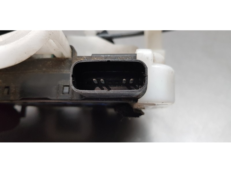 Recambio de cerradura puerta trasera derecha para hyundai ix35 classic 2wd referencia OEM IAM 814202Y010   Recambio de cerradura puerta trasera derecha para hyundai ix35 classic 2wd referencia OEM IAM 814202Y010