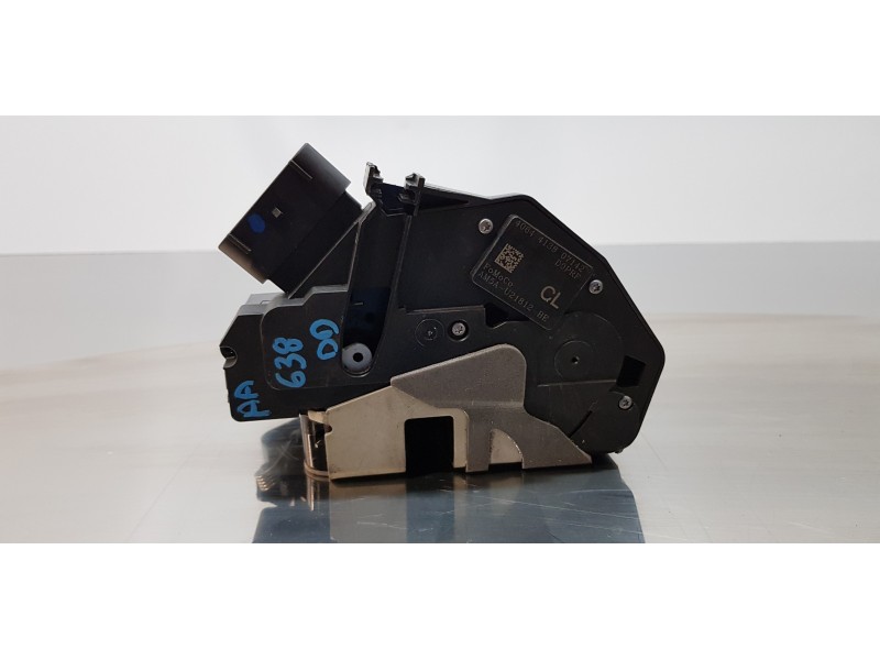 Recambio de cerradura puerta delantera derecha para ford c-max titanium referencia OEM IAM AM5AU21812BE   Recambio de cerradura puerta delantera derecha para ford c-max titanium referencia OEM IAM AM5AU21812BE