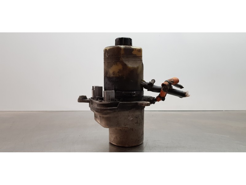 Recambio de bomba direccion para ford focus berlina (cap) ambiente (d) referencia OEM IAM 1420184 4M513K51A4CC 4M513K514BD Recambio de bomba direccion para ford focus berlina (cap) ambiente (d) referencia OEM IAM 1420184 4M513K51A4CC 4M513K514BD