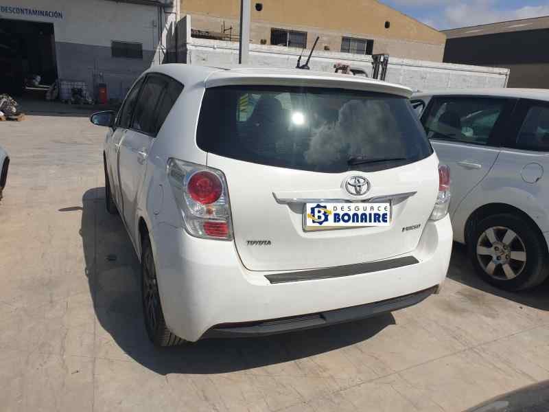 toyota verso del año 2013