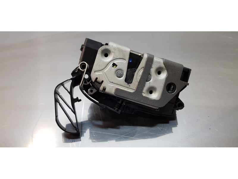 Recambio de cerradura puerta delantera derecha para ford c-max titanium referencia OEM IAM AM5AU21812BE   Recambio de cerradura puerta delantera derecha para ford c-max titanium referencia OEM IAM AM5AU21812BE