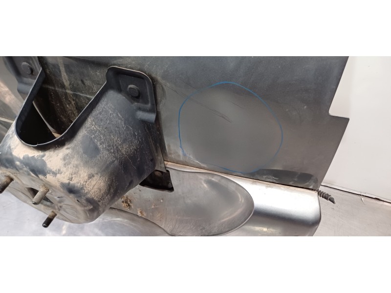 Recambio de porton trasero para honda cr-v (rd8) es referencia OEM IAM 68100SKNE00ZZ  