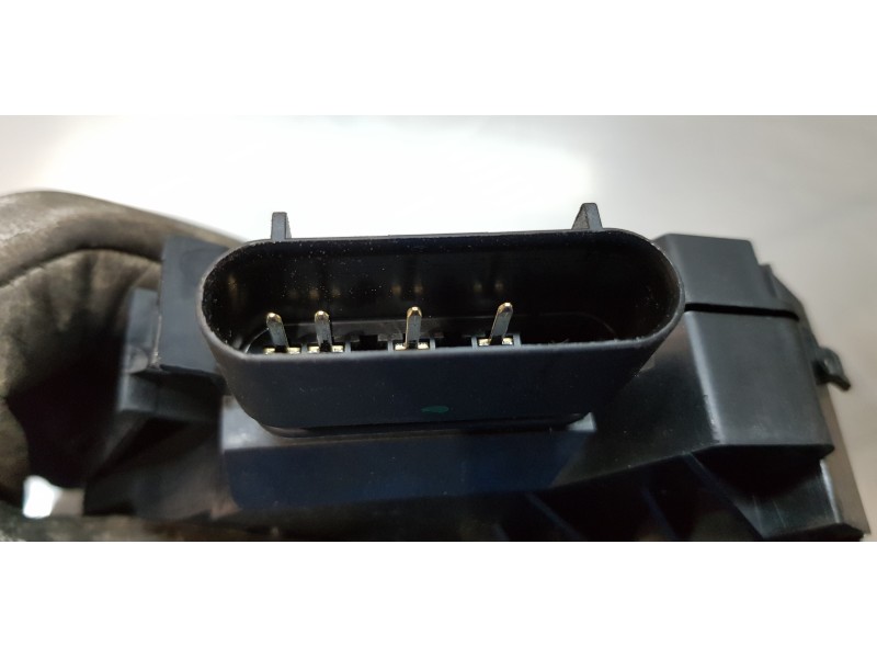 Recambio de cerradura puerta delantera derecha para ford c-max titanium referencia OEM IAM AM5AU21812BE   Recambio de cerradura puerta delantera derecha para ford c-max titanium referencia OEM IAM AM5AU21812BE