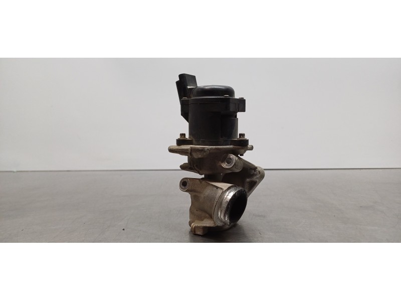Recambio de valvula egr para ford focus lim. (cb4) business referencia OEM IAM 9672880080  