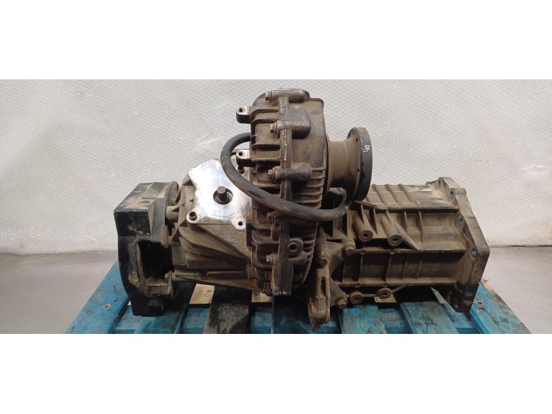 Recambio de caja transfer para volkswagen touareg (7la) tdi r5 referencia OEM IAM 0AD341011E  