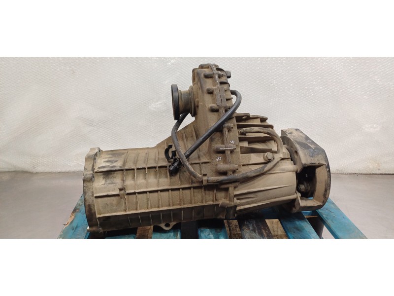 Recambio de caja transfer para volkswagen touareg (7la) tdi r5 referencia OEM IAM 0AD341011E  