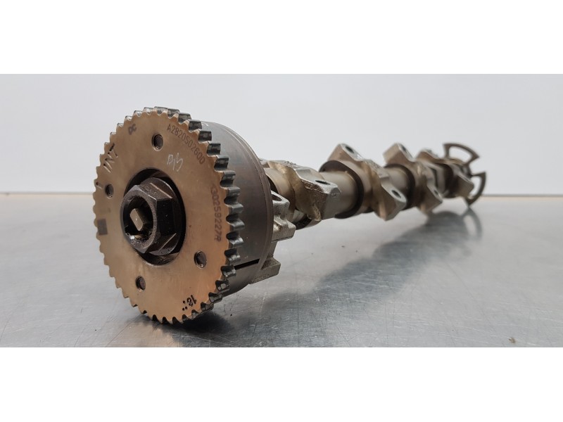 Recambio de arbol de levas para renault scenic iv grand limited referencia OEM IAM 130015005R  