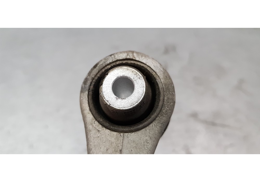 Recambio de brazo suspension superior delantero izquierdo para bmw serie 5 lim. (f10) 530d referencia OEM IAM 31126775967  