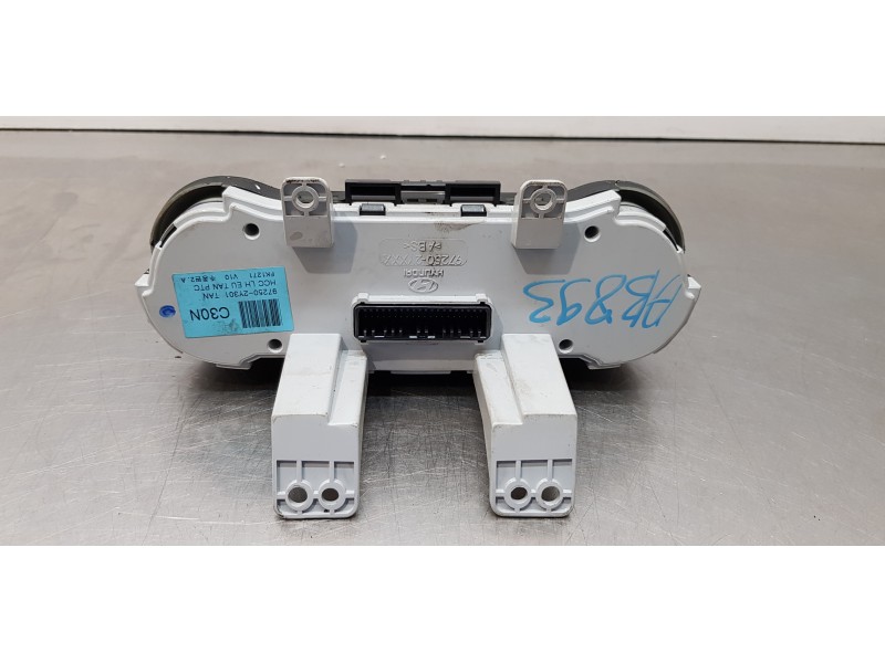 Recambio de mando climatizador para hyundai ix35 classic 2wd referencia OEM IAM 972502Y301   Recambio de mando climatizador para hyundai ix35 classic 2wd referencia OEM IAM 972502Y301