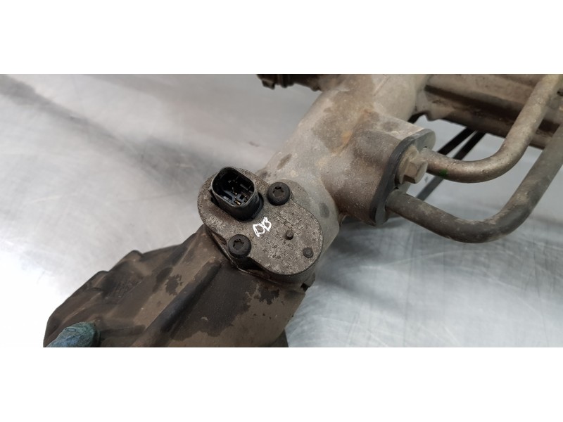 Recambio de cremallera direccion para ford focus berlina (cap) ambiente (d) referencia OEM IAM 1768605 5M513200EE 5M513200EK