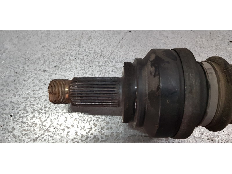 Recambio de transmision trasera izquierda para bmw serie 5 lim. (f10) 530d referencia OEM IAM 7581017  