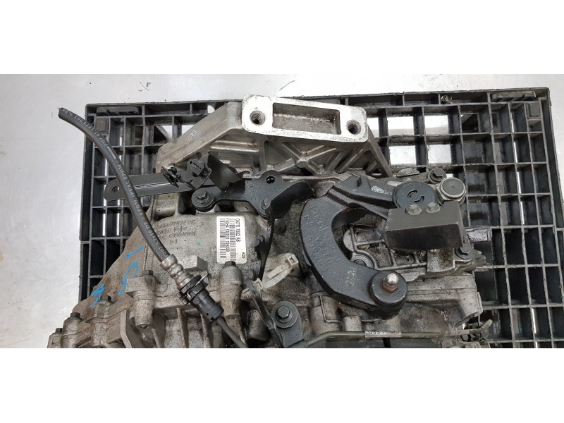 Recambio de caja cambios para land rover discovery sport pure referencia OEM IAM LR072019 GK7R7002AC GK7R7002AB