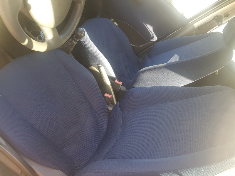 fiat punto berlina (188) del año 2001