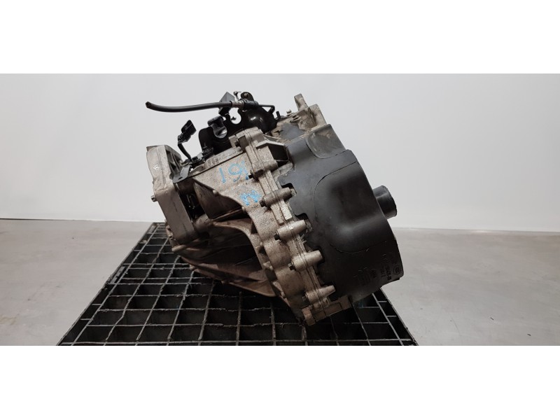 Recambio de caja cambios para land rover discovery sport pure referencia OEM IAM LR072019 GK7R7002AC GK7R7002AB