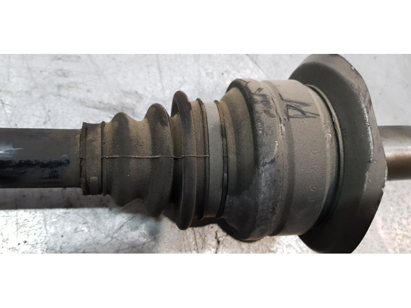 Recambio de transmision trasera izquierda para bmw serie 5 lim. (f10) 530d referencia OEM IAM 7581017  