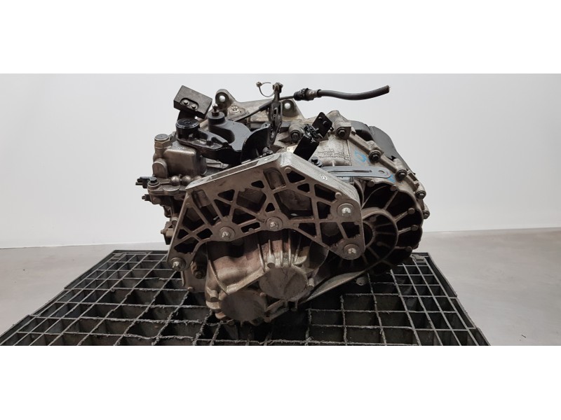 Recambio de caja cambios para land rover discovery sport pure referencia OEM IAM LR072019 GK7R7002AC GK7R7002AB