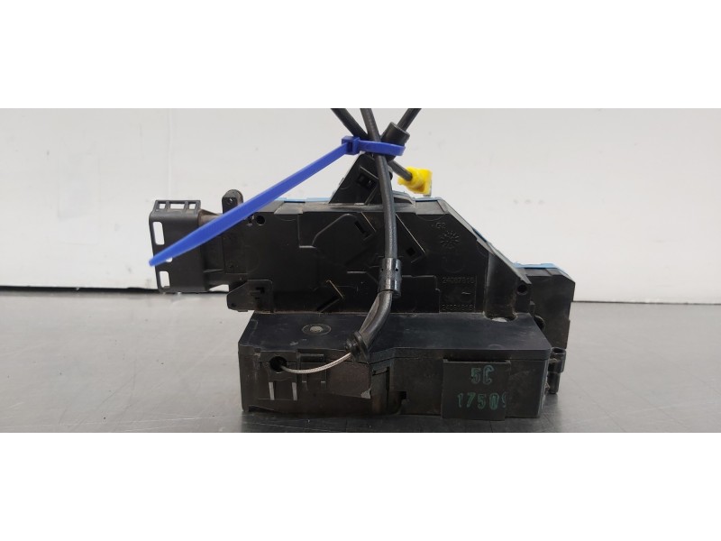 Recambio de cerradura puerta trasera izquierda para peugeot 207 confort referencia OEM IAM 9137F9   Recambio de cerradura puerta trasera izquierda para peugeot 207 confort referencia OEM IAM 9137F9