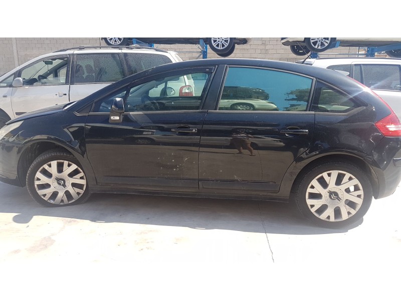 citroen c4 berlina del año 2006