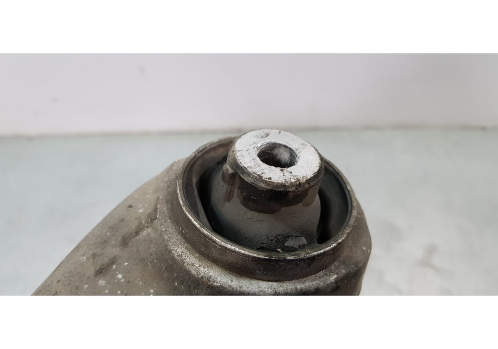 Recambio de brazo suspension inferior delantero derecho para bmw serie 5 lim. (f10) 530d referencia OEM IAM 31126775972  