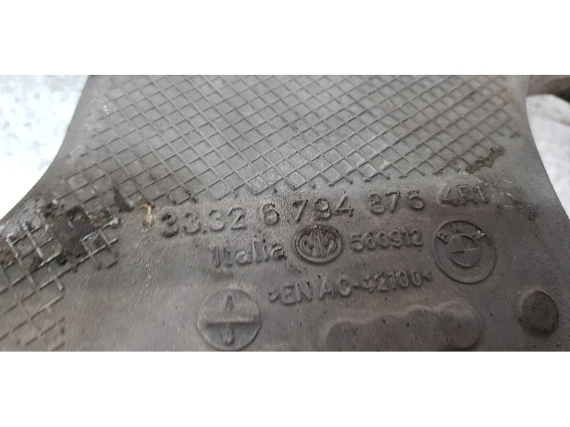 Recambio de brazo suspension inferior trasero derecho para bmw serie 5 lim. (f10) 530d referencia OEM IAM 33326794876  