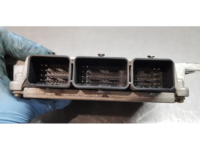 Recambio de centralita motor uce para peugeot 206 berlina xs clim referencia OEM IAM 9657429680 9647498180 