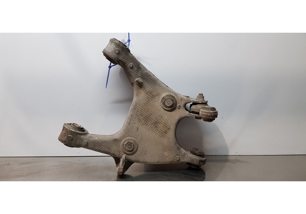 Recambio de brazo suspension inferior trasero derecho para bmw serie 5 lim. (f10) 530d referencia OEM IAM 33326794876  