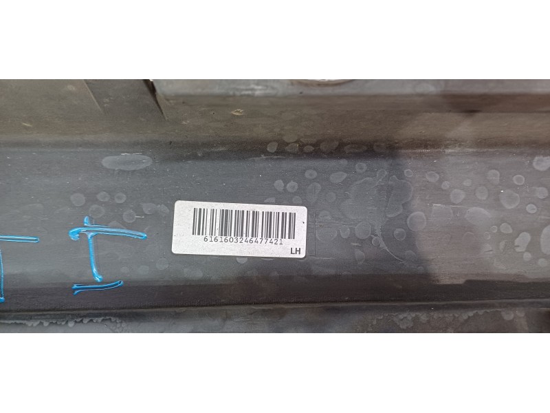 Recambio de faldon lateral para toyota verso life referencia OEM IAM 758520F900   Recambio de faldon lateral para toyota verso life referencia OEM IAM 758520F900